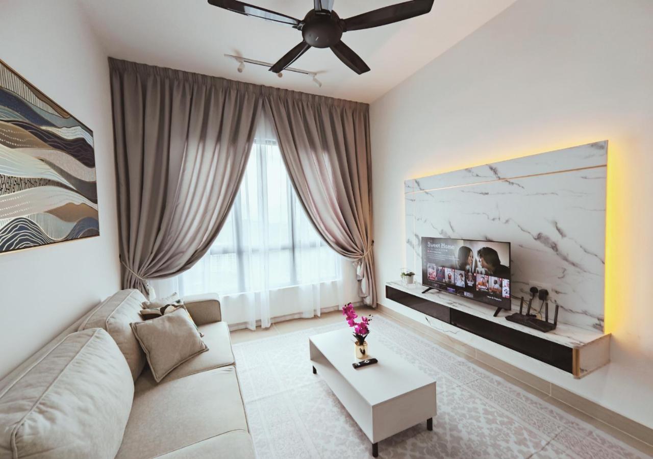 Reyhan Retreat, Mkh Boulevard 2 Apartment Kajang
